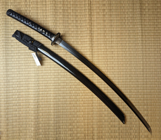 Phoenix Arms Katana - Curving Mountain Dragon - deep sori, T10 Clay Tempered Choji hamon, Brass Fittings