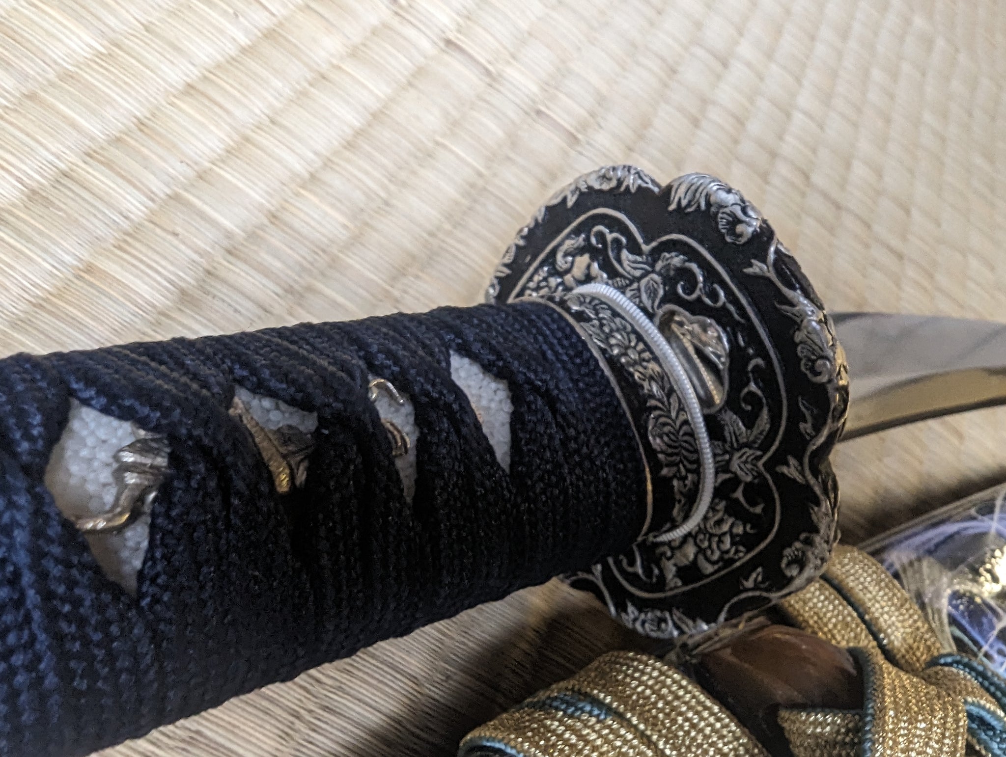 MADE TO ORDER Phoenix Armory Tanto - Spring Brocade - Sanmai hadori polish