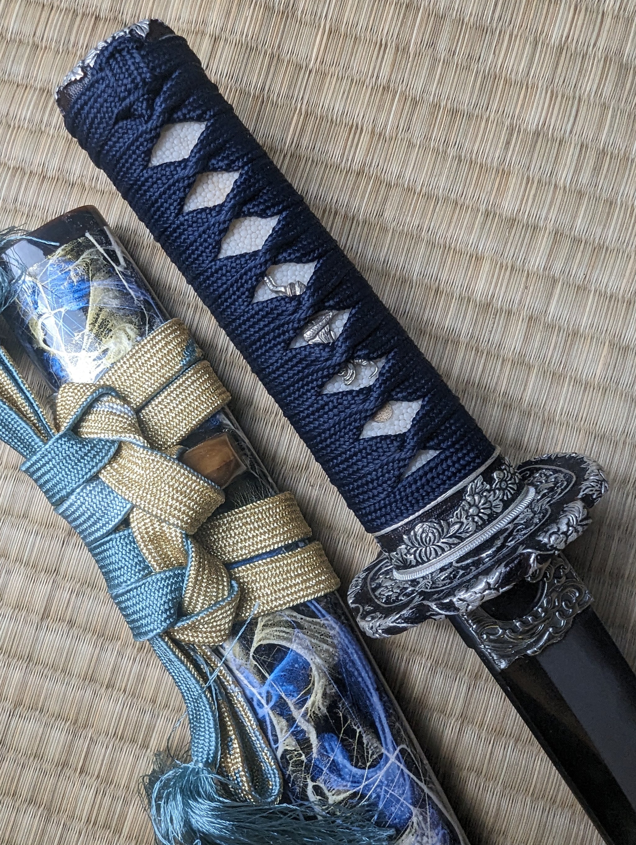 MADE TO ORDER Phoenix Armory Tanto - Spring Brocade - Sanmai hadori polish