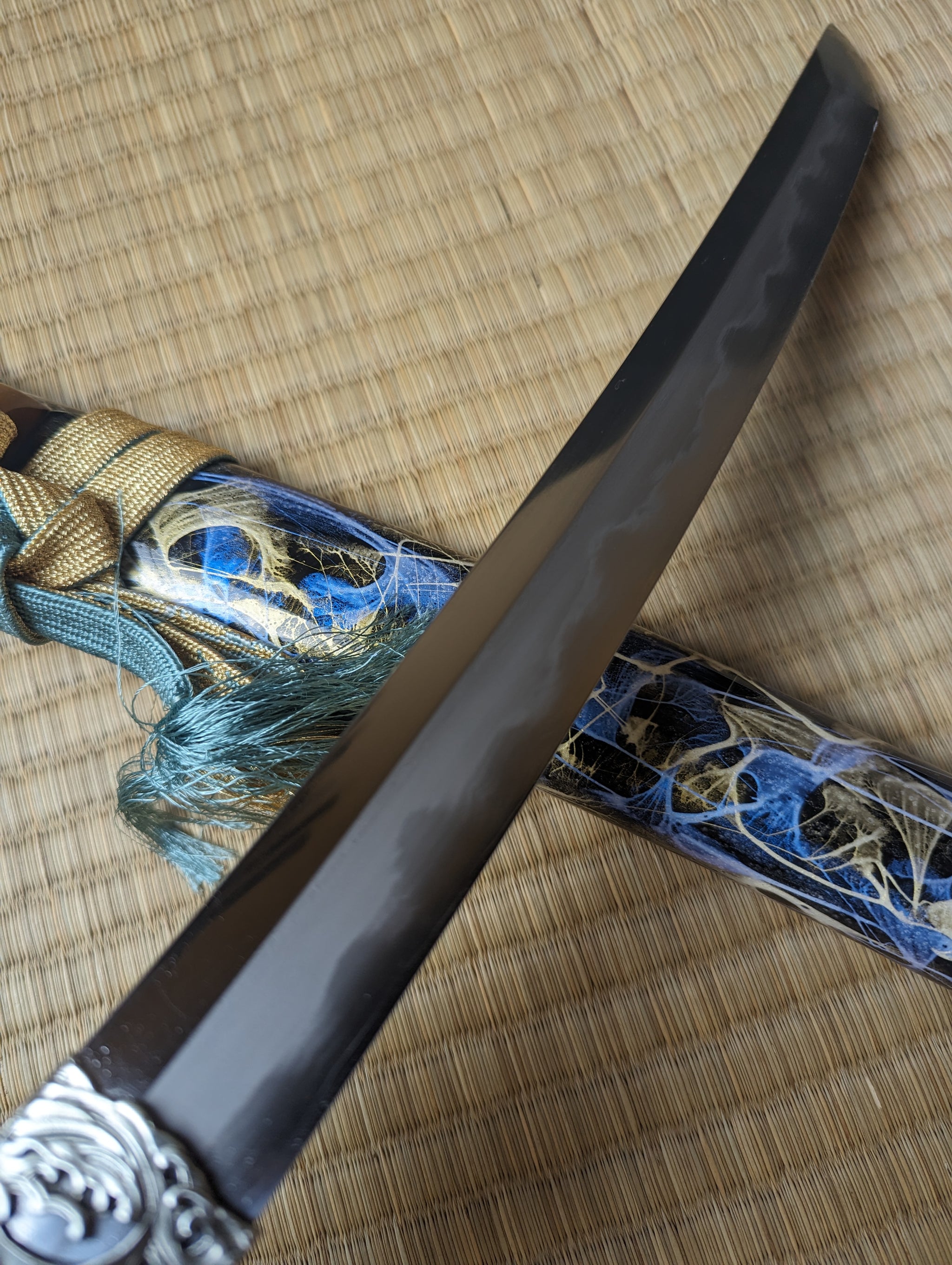 MADE TO ORDER Phoenix Armory Tanto - Spring Brocade - Sanmai hadori polish