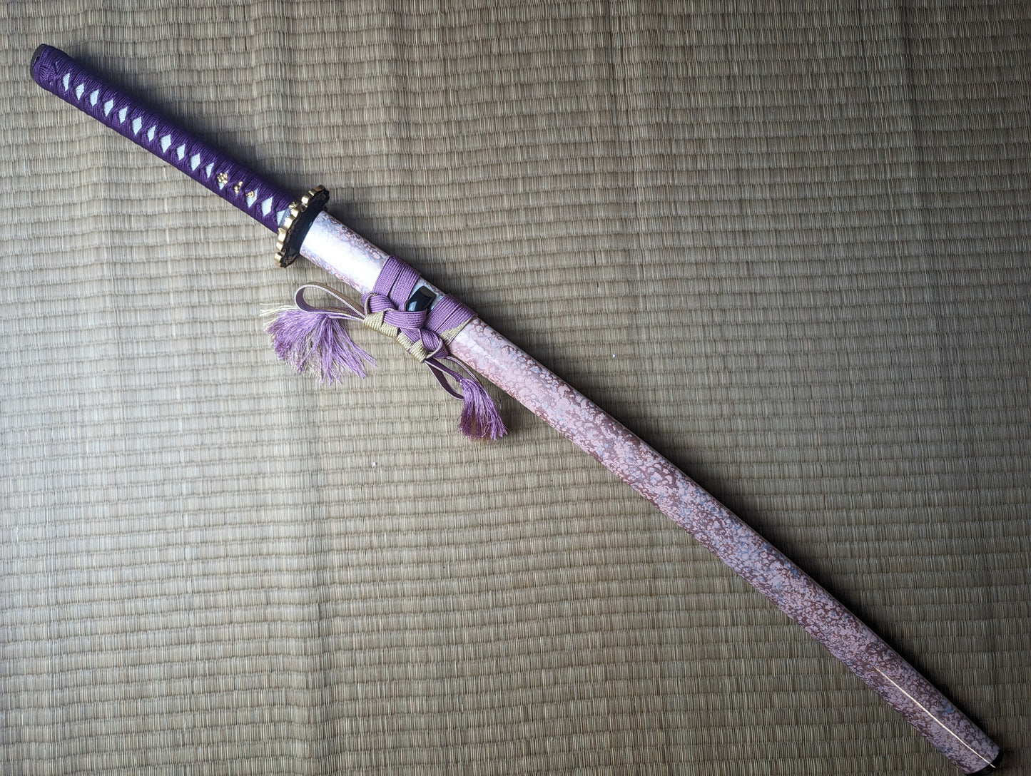 Katana- sakura burst, T10, hitatsura Hamon, 3-color Polish