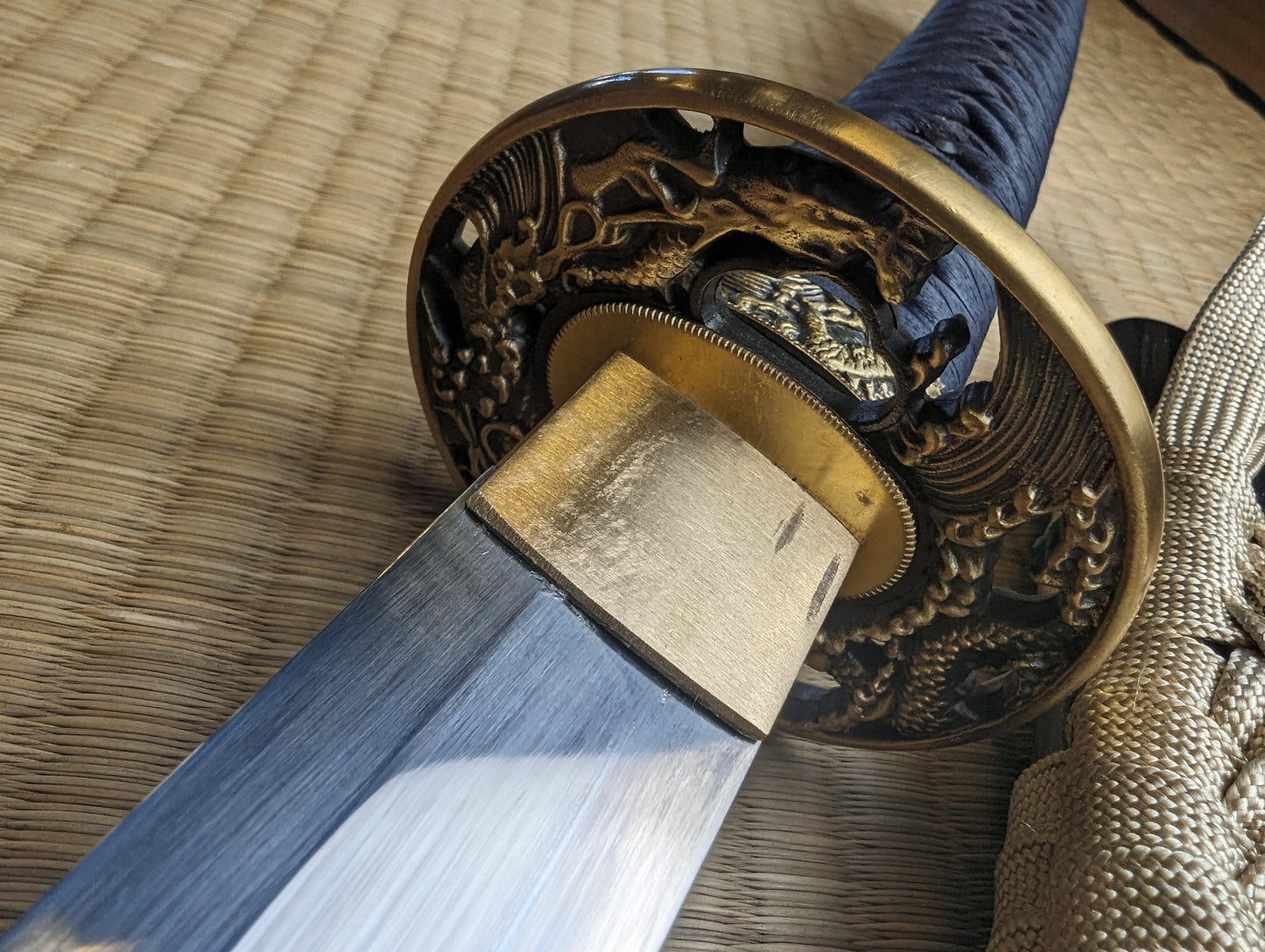 Cloudhammer Surging Dragon Katana - s5 Shock Steel