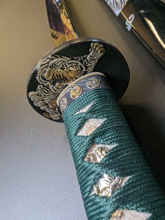 Katana - Sakurado Jade Tiger - T10 Steel, Choji hamon