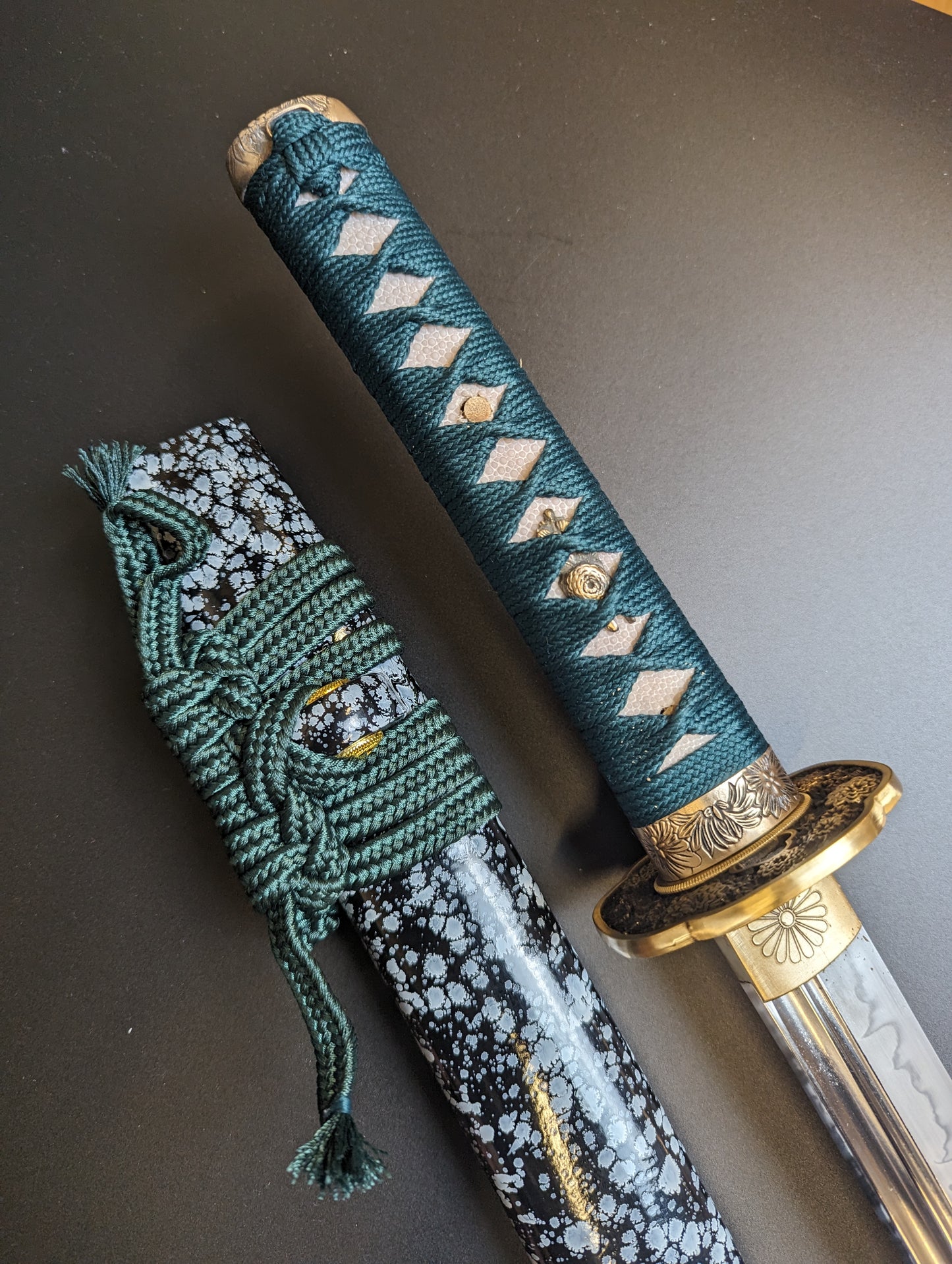 Wakizashi - Green Naginata Naoshi - T10 Clay Tempered