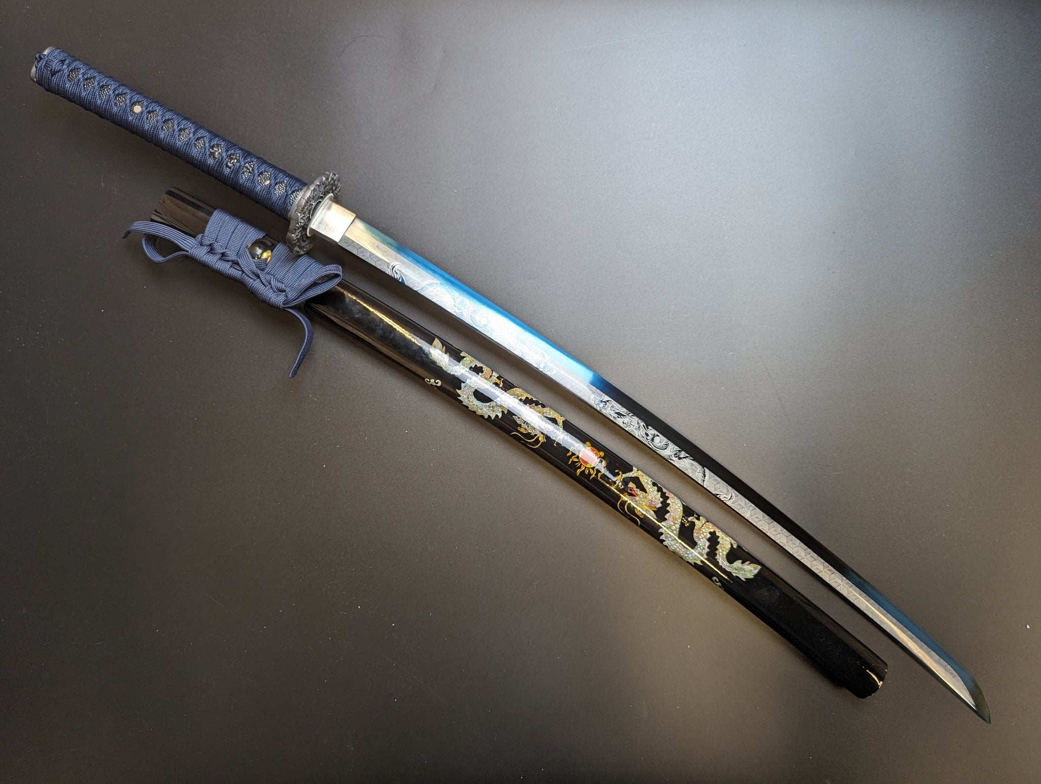 Phoenix Armory Katana - Cobalt Dragon - Engraved 65mn