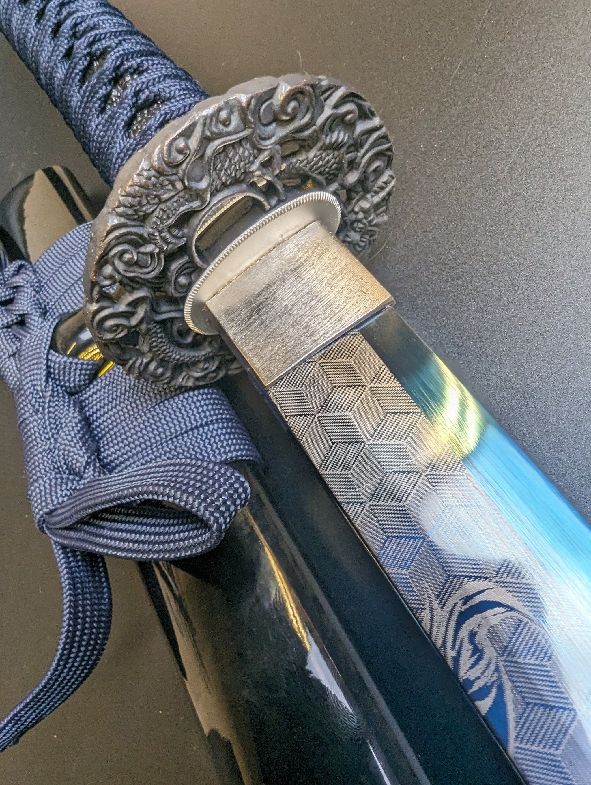 Phoenix Armory Katana - Cobalt Dragon - Engraved 65mn