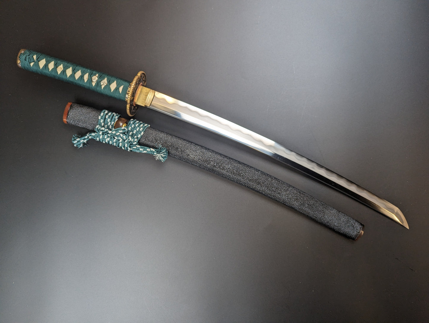 Phoenix Arms Wakizashi - Spring Bamboo - Laminated Sanmai Clay Tempered