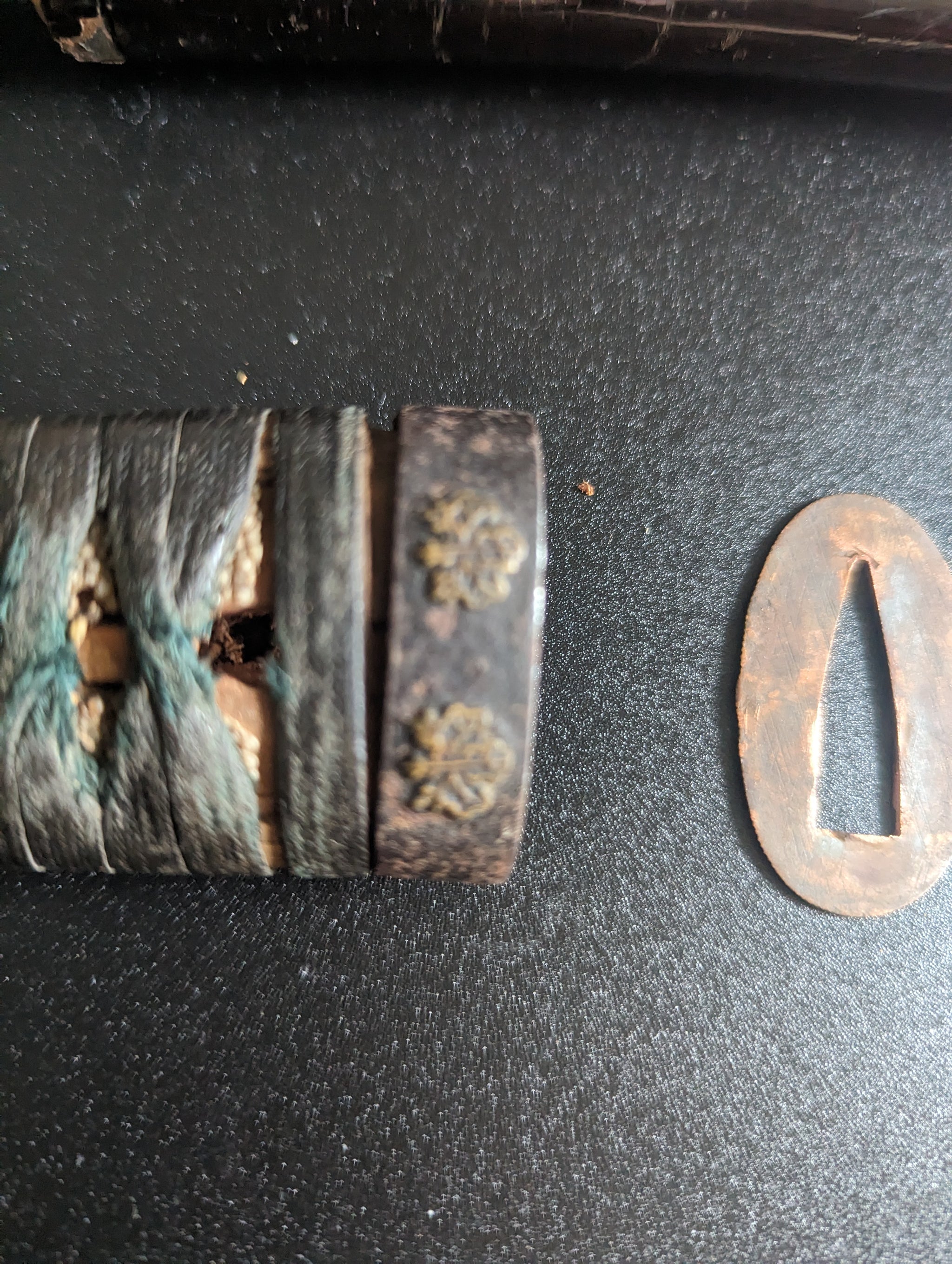 Antique Nihonto - Tachi in Shirasaya with Katana Koshirae, Nanbokucho Period to Oei (650+ years old) - Unsigned, NBTHK Tokubetsu Hozon Attributed to Mihara Masanobu