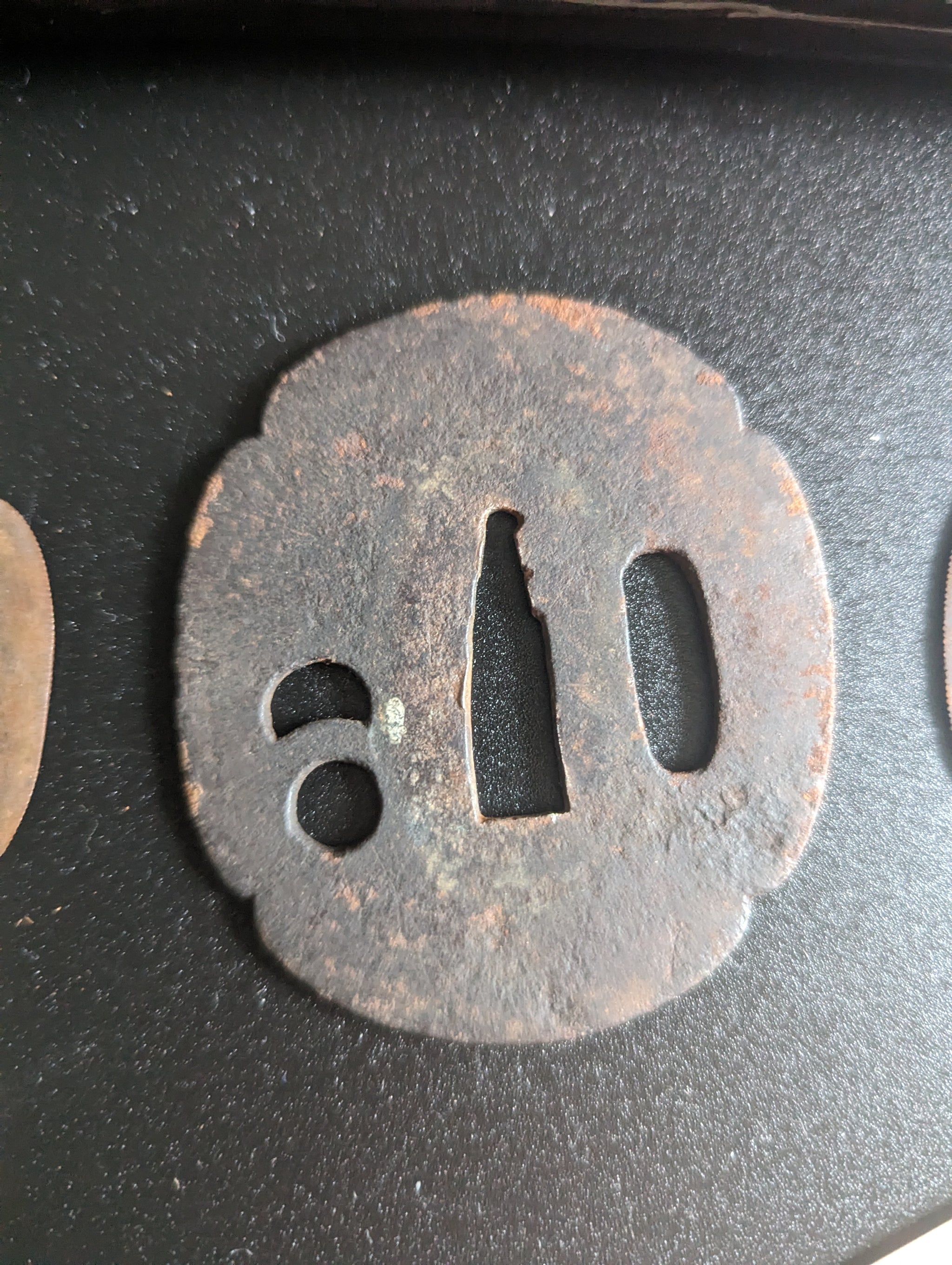 Antique Nihonto - Tachi in Shirasaya with Katana Koshirae, Nanbokucho Period to Oei (650+ years old) - Unsigned, NBTHK Tokubetsu Hozon Attributed to Mihara Masanobu