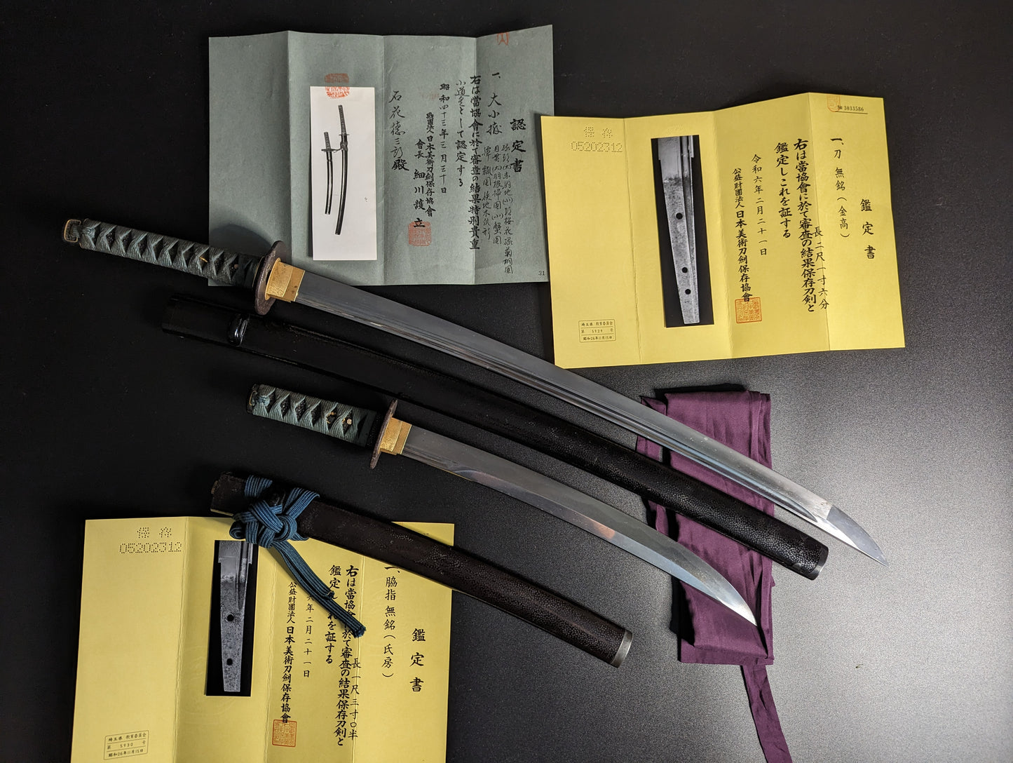 Antique Nihonto - Daishou Katana and Wakizashi, late Muromachi (425+ years old) - Unsigned, three NBTHK Certifications