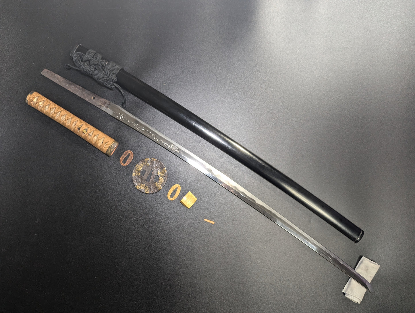 Antique Nihonto -  Long Katana with horimono in  Koshirae, late Muromachi (450+ years old) - NBTHK Hozon Attributed to Sue Seki