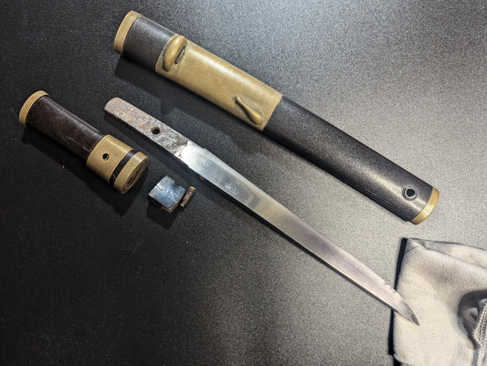 Antique Nihonto - Yoroi Doshi Tanto in Edo Koshirae - Mumei Muromachi