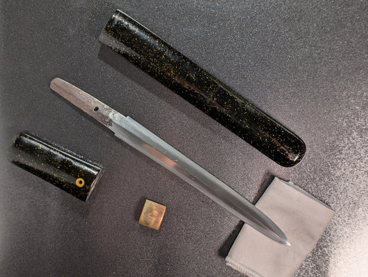 Antique Nihonto:  Moroha double edged Tanto in Kaiken fittings - Edo Period (150-300 years old) - signed Masahiro (unverified)