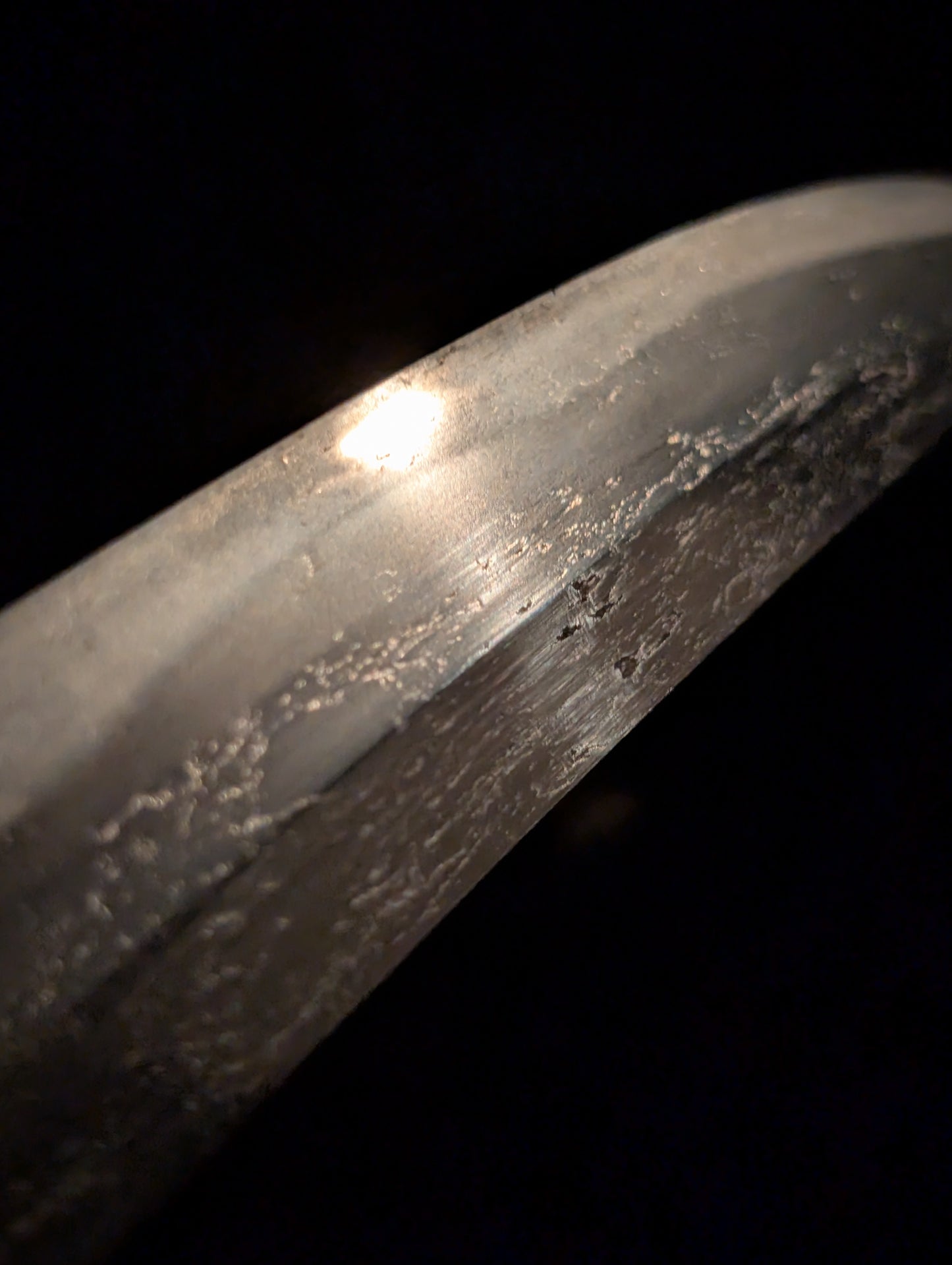 BATTLE DAMAGED Antique Nihonto - Wakizashi in Shirasaya, Mumei - Early Edo Period (about 350 years old)
