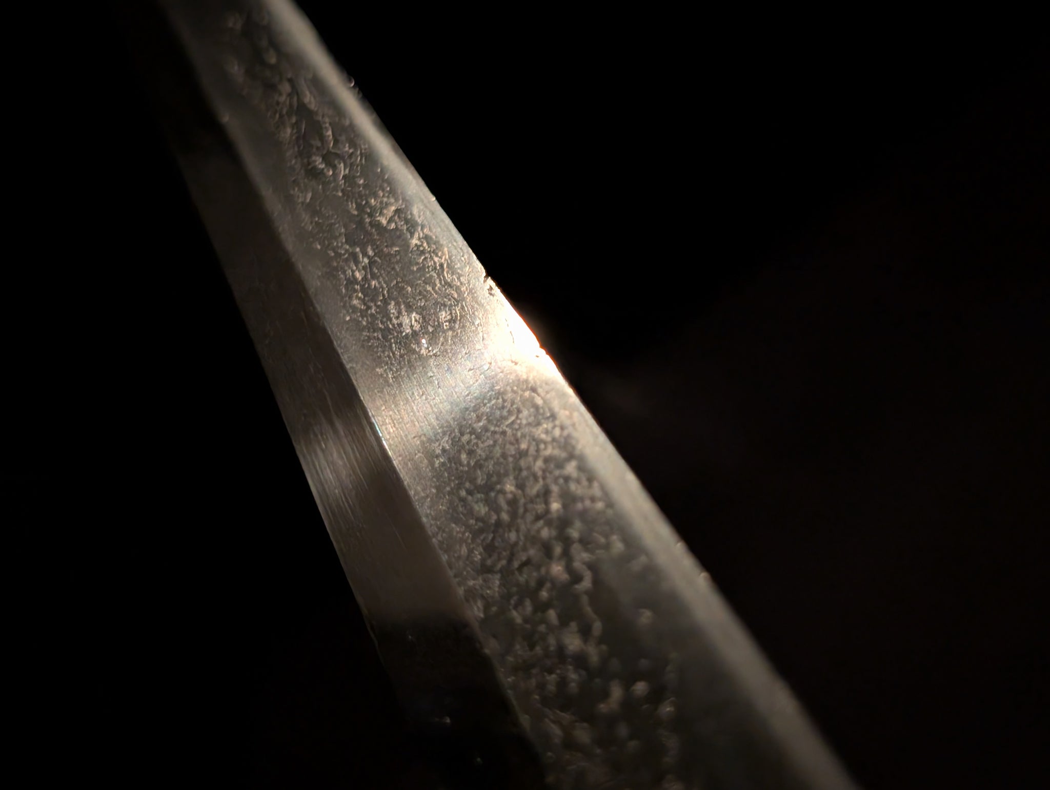 BATTLE DAMAGED, Antique Nihonto - VERY LONG Katana in Shirasaya
