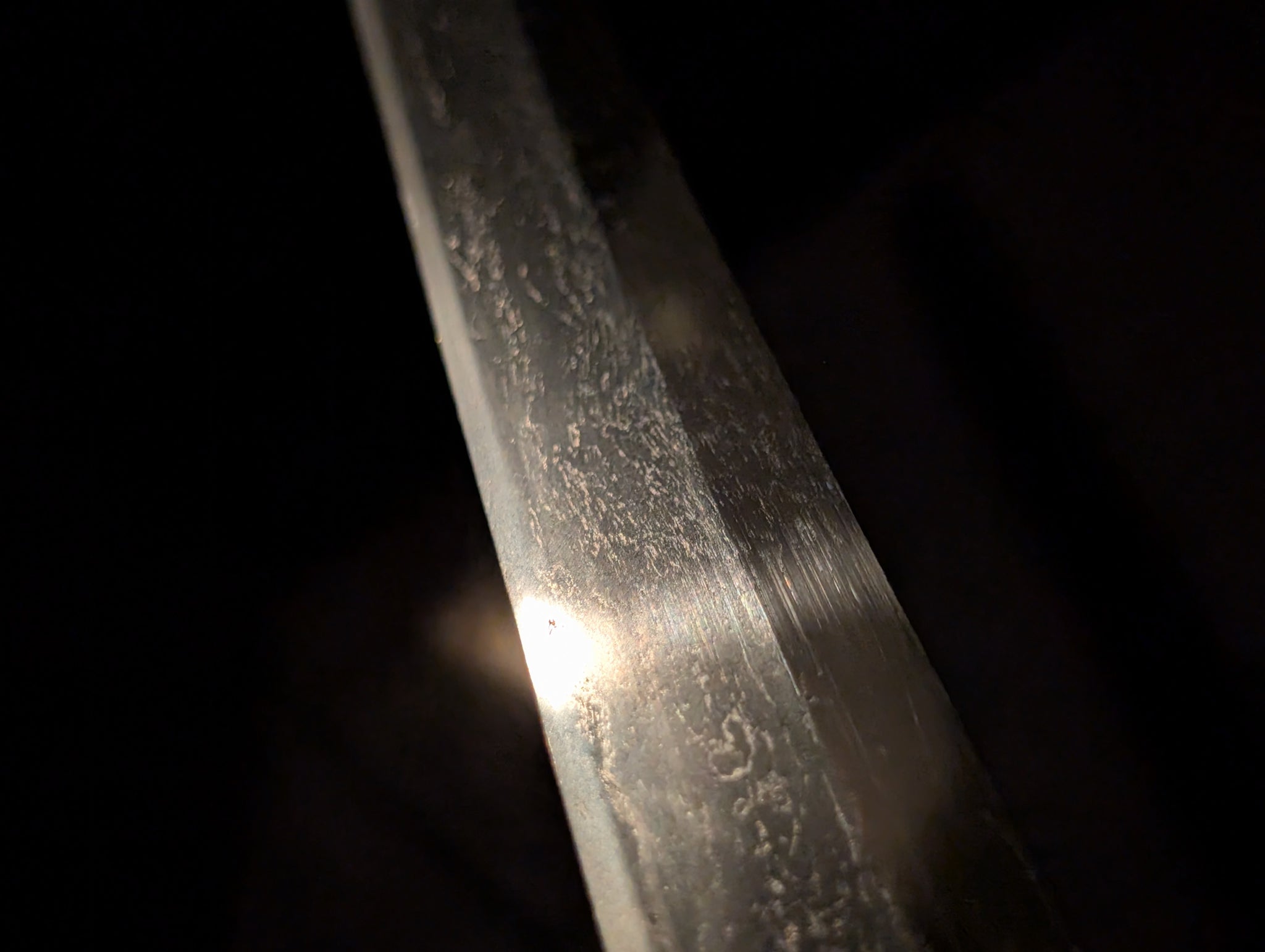 BATTLE DAMAGED, Antique Nihonto - VERY LONG Katana in Shirasaya