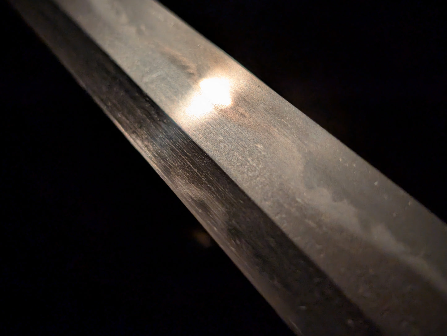 Antique Nihonto - Daishou Katana (Late Muromachi, red lacquer signature of Yoshikage) and Wakizashi (Late Muromachi, signed Kanefusa Masaie) (neither verified) with Koshirae