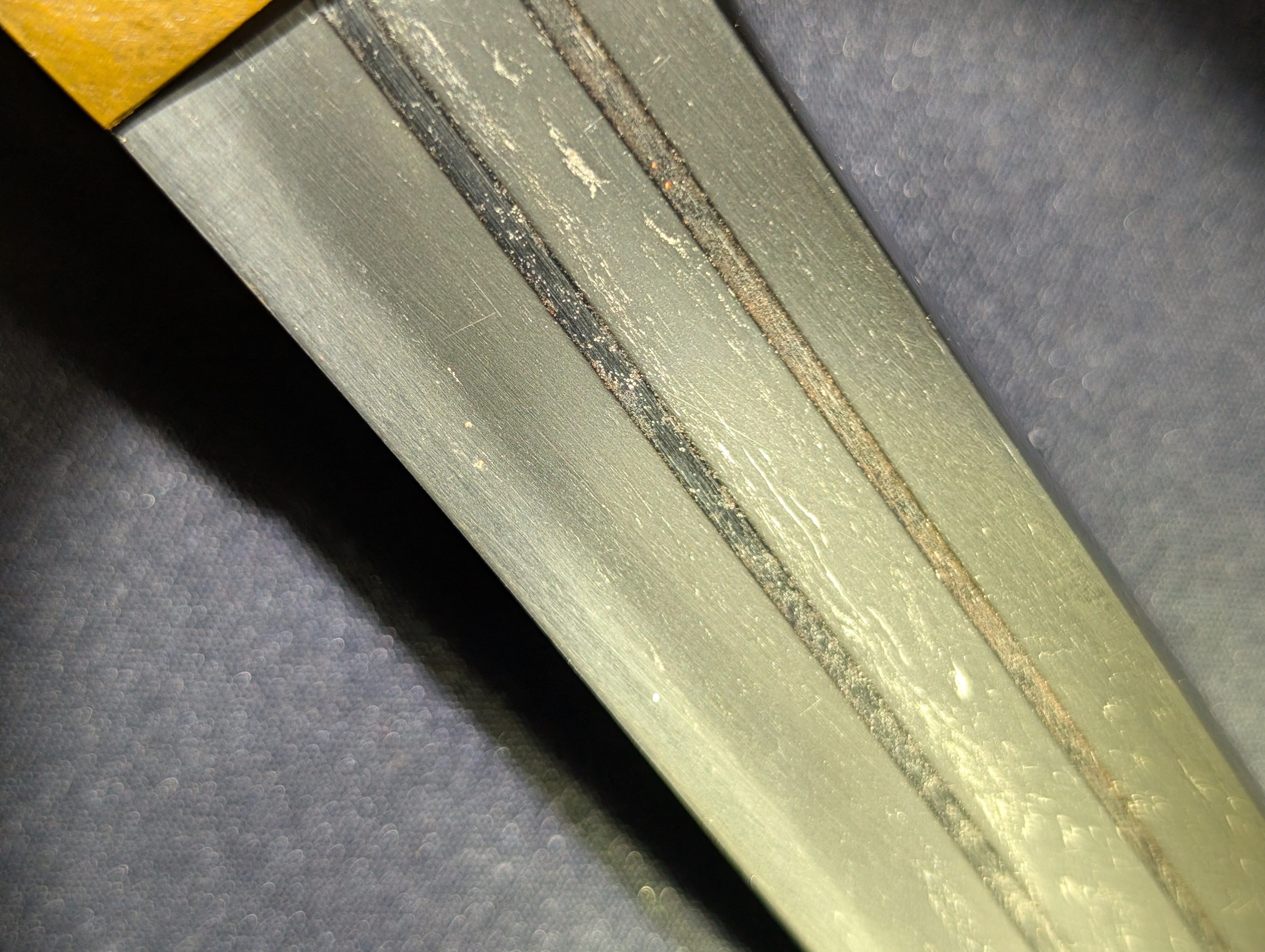 Antique Nihonto - Late Muromachi Eiroku Era (450 years old) Tanto in Koshirae, signed Kanemachi, NTHK certified