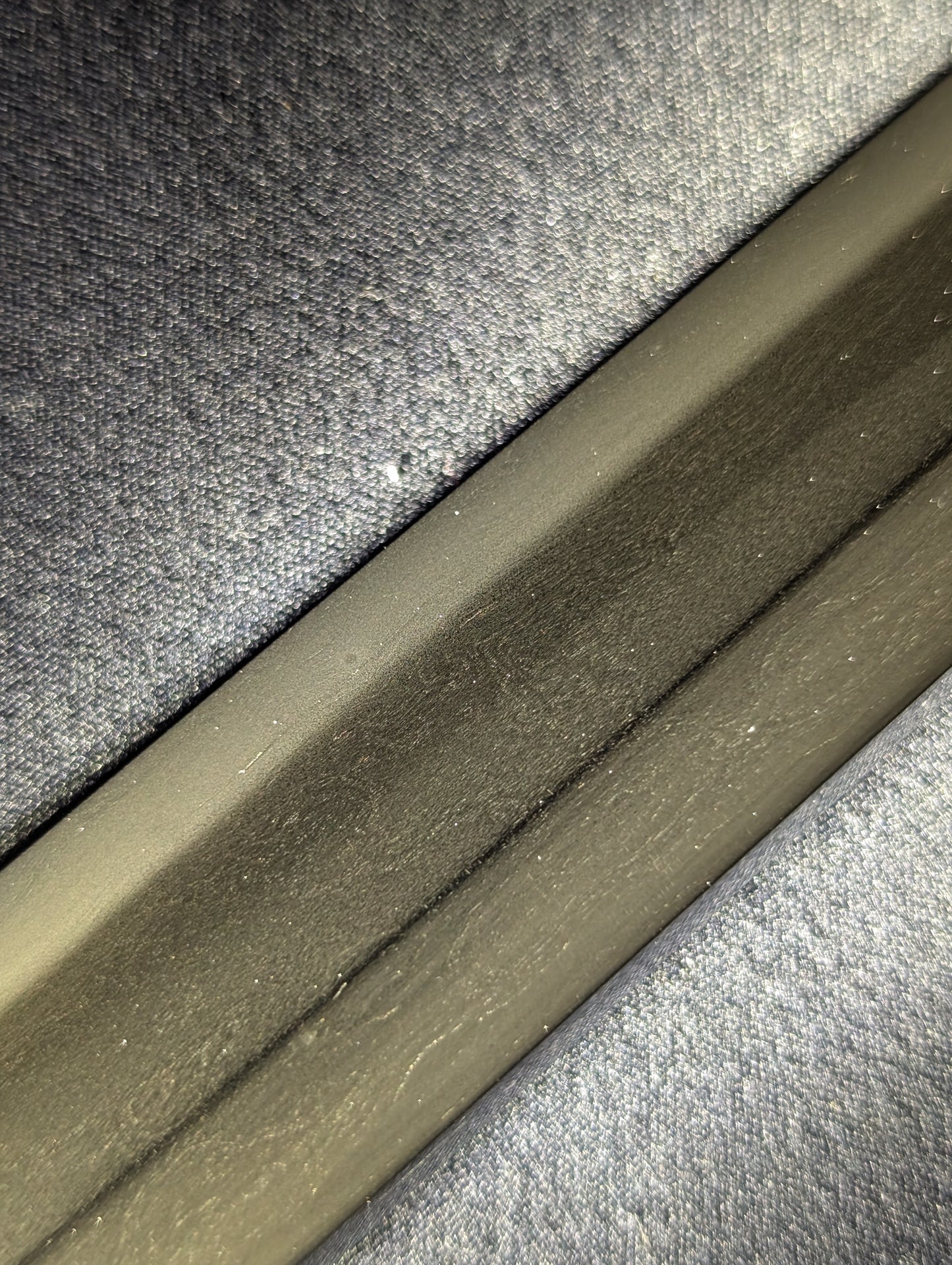 Antique Nihonto - Katana in Shirasaya - Early Edo (350-400 years old) - signed Fujiwara Kiyotsugu Saku (unverified)