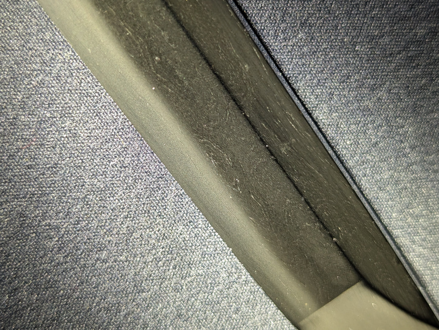 Antique Nihonto - Katana in Shirasaya - Early Edo (350-400 years old) - signed Fujiwara Kiyotsugu Saku (unverified)