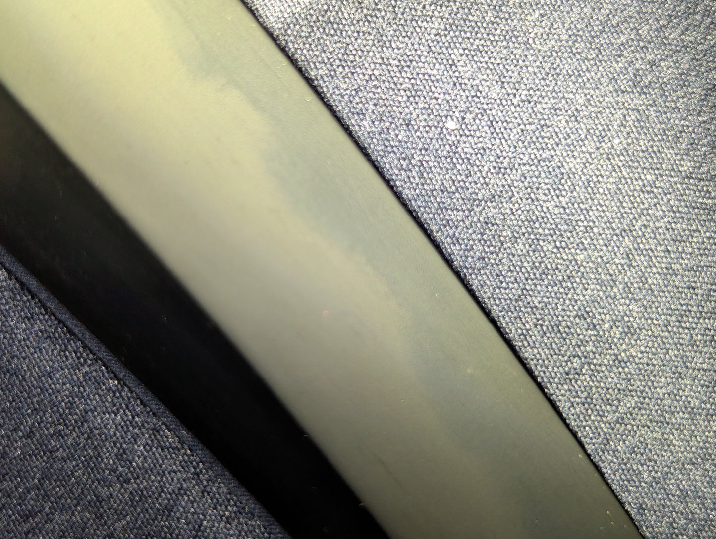 Antique Nihonto - Osoraku Tanto with Shrimp Koshirae - Edo Period, signed Soshu Ju Tsunahiro (unverified)