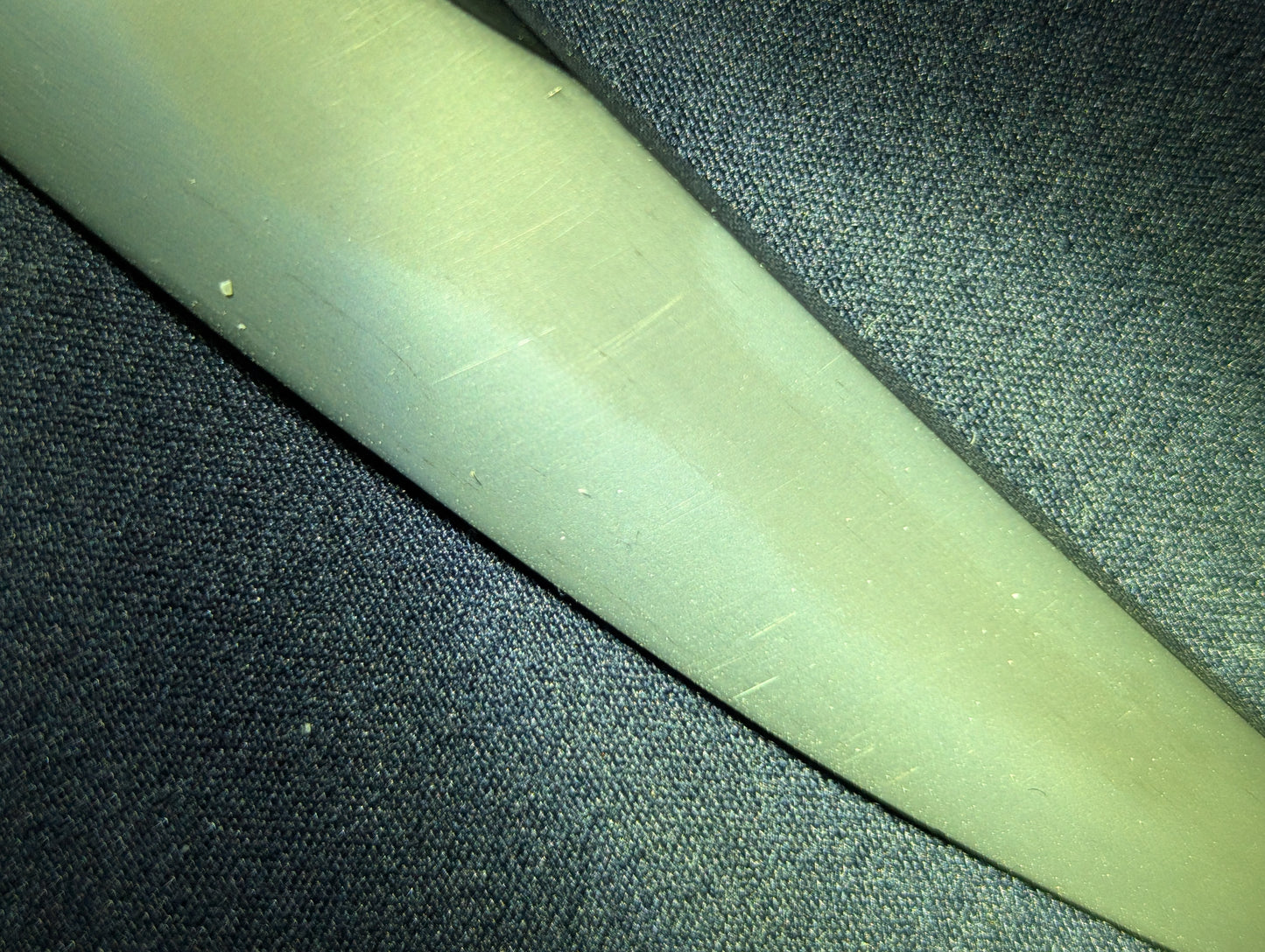 Antique Nihonto - Osoraku Tanto with Shrimp Koshirae - Edo Period, signed Soshu Ju Tsunahiro (unverified)