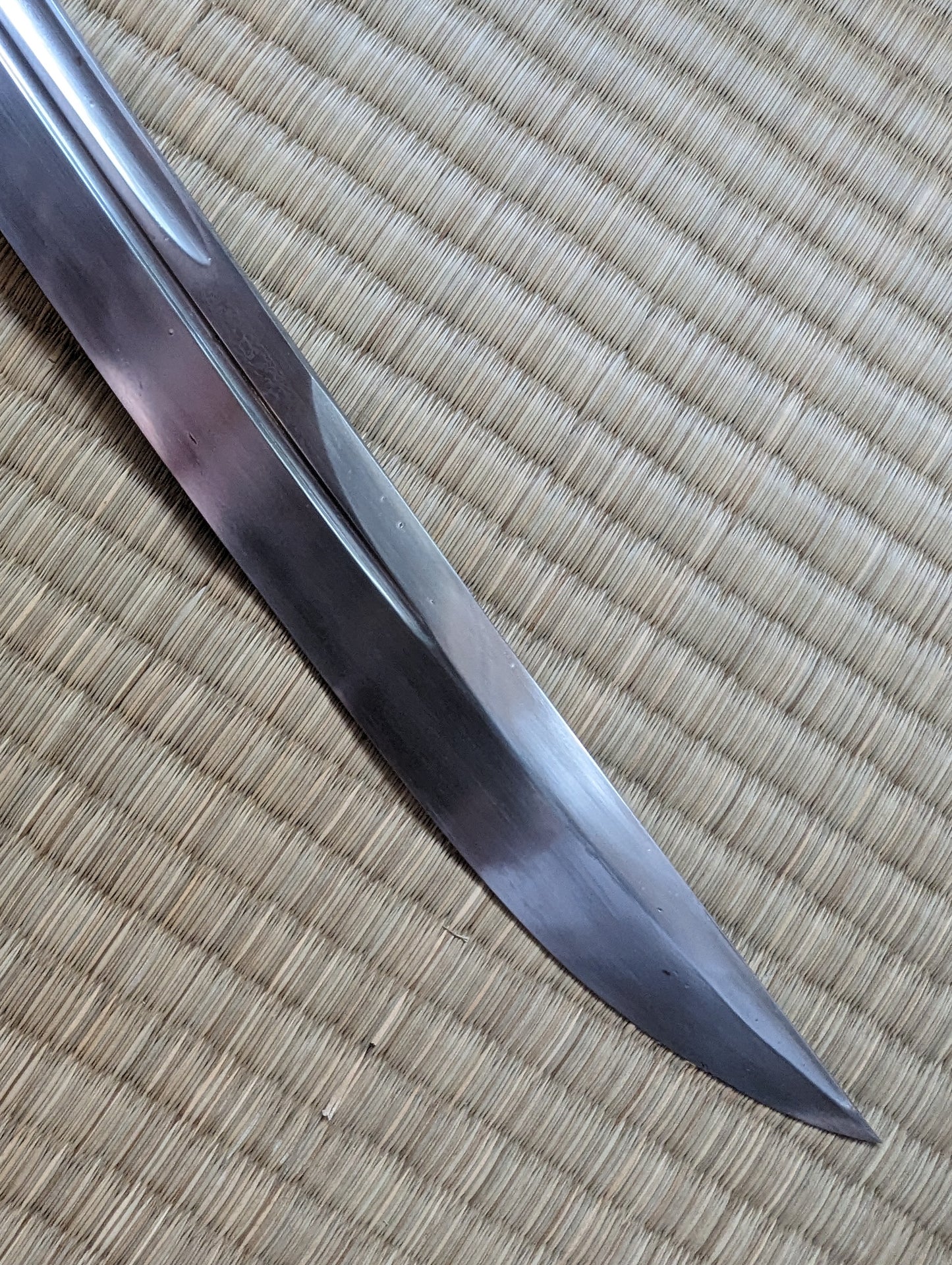 Ming Saber- Plum Fittings, Clay Tempered Damascus Steel