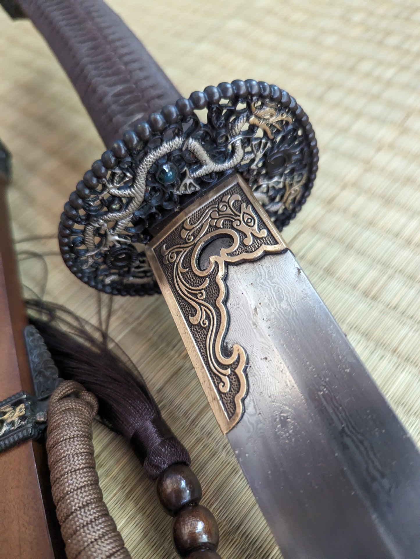 Ming Saber- Dragon Fittings, Clay Tempered Damascus Steel, rectangular profile scabbard