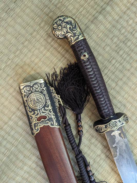 Ming Saber- Dragon Fittings, Damascus Steel