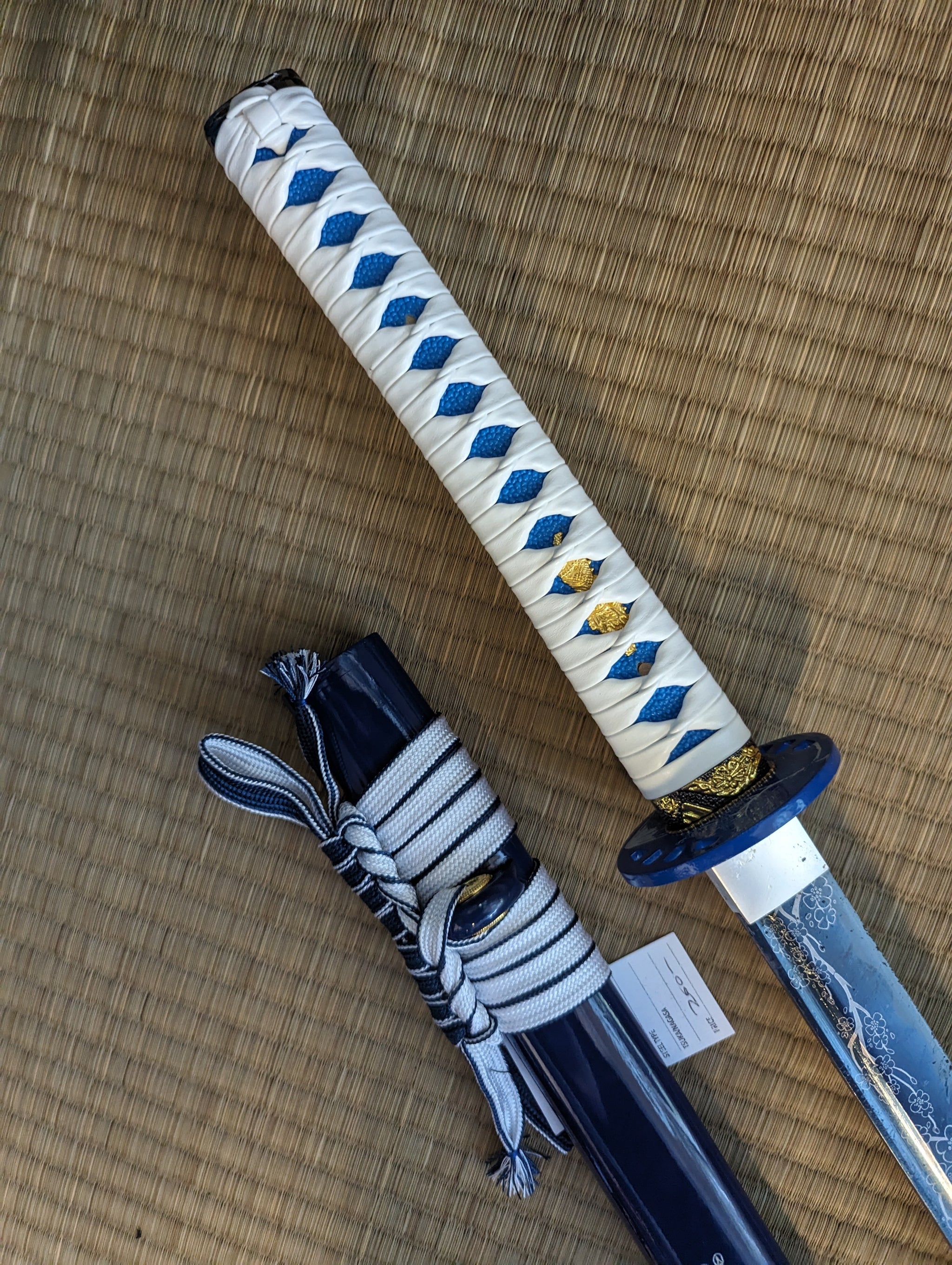 Katana - Blue Fuji - Engraved Carbon Steel, Mount Fuji Theme