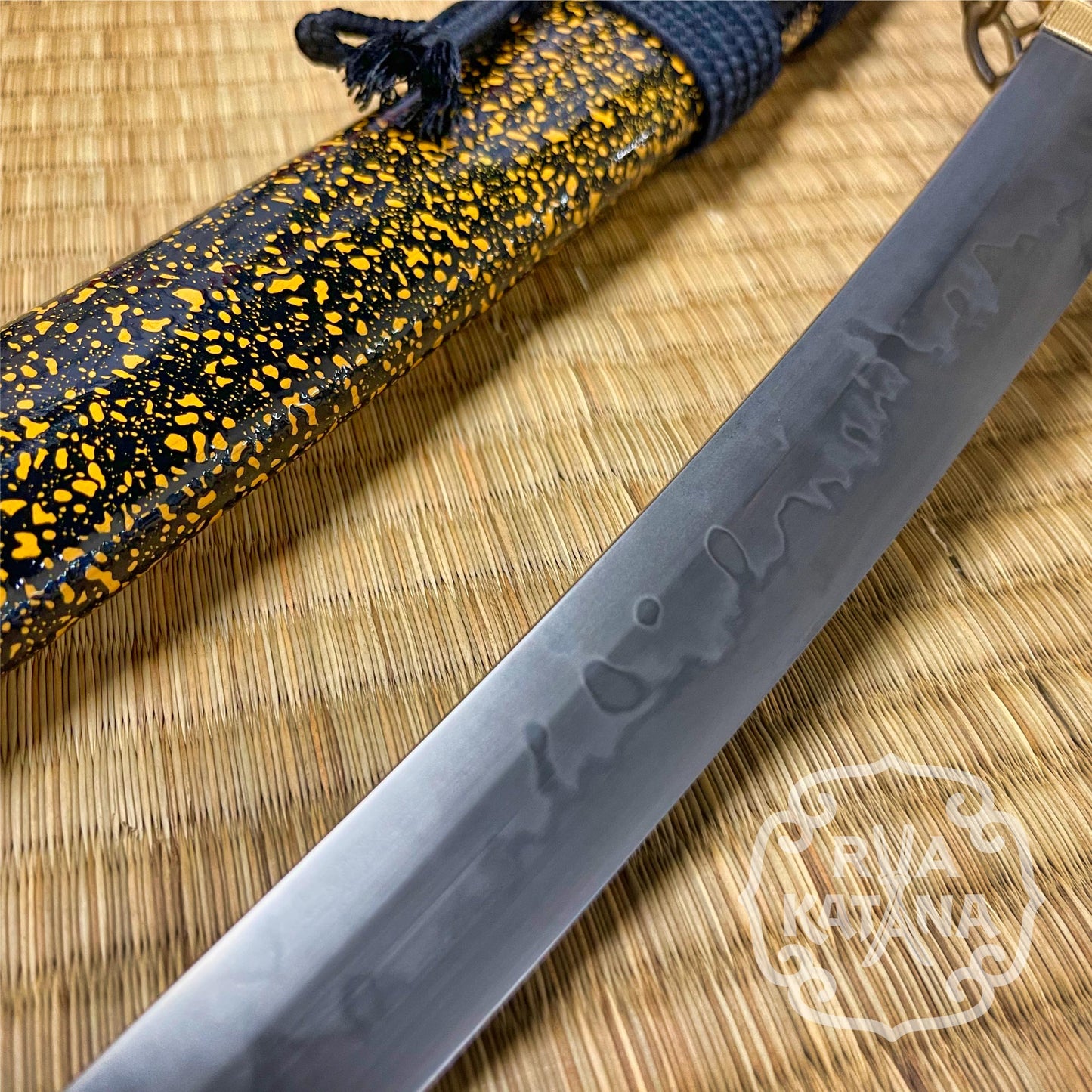 MADE TO ORDER Phoenix Armory Tanto - Golden Chain