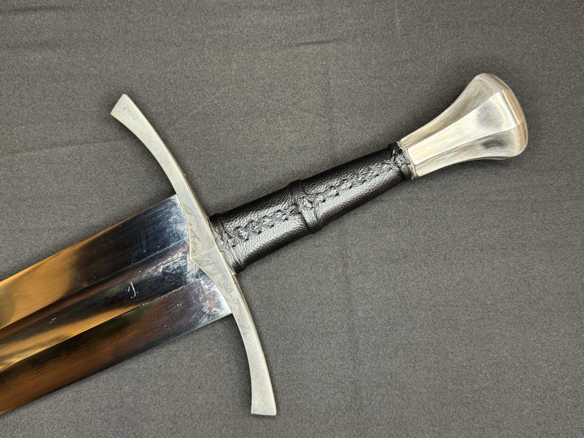 Legacy Steel Type XVI European Arming Sword Scentstopper