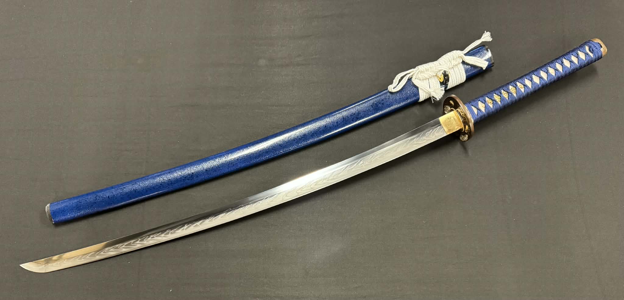 Moritaka Razor Prestige Katana - Skyreaver T10