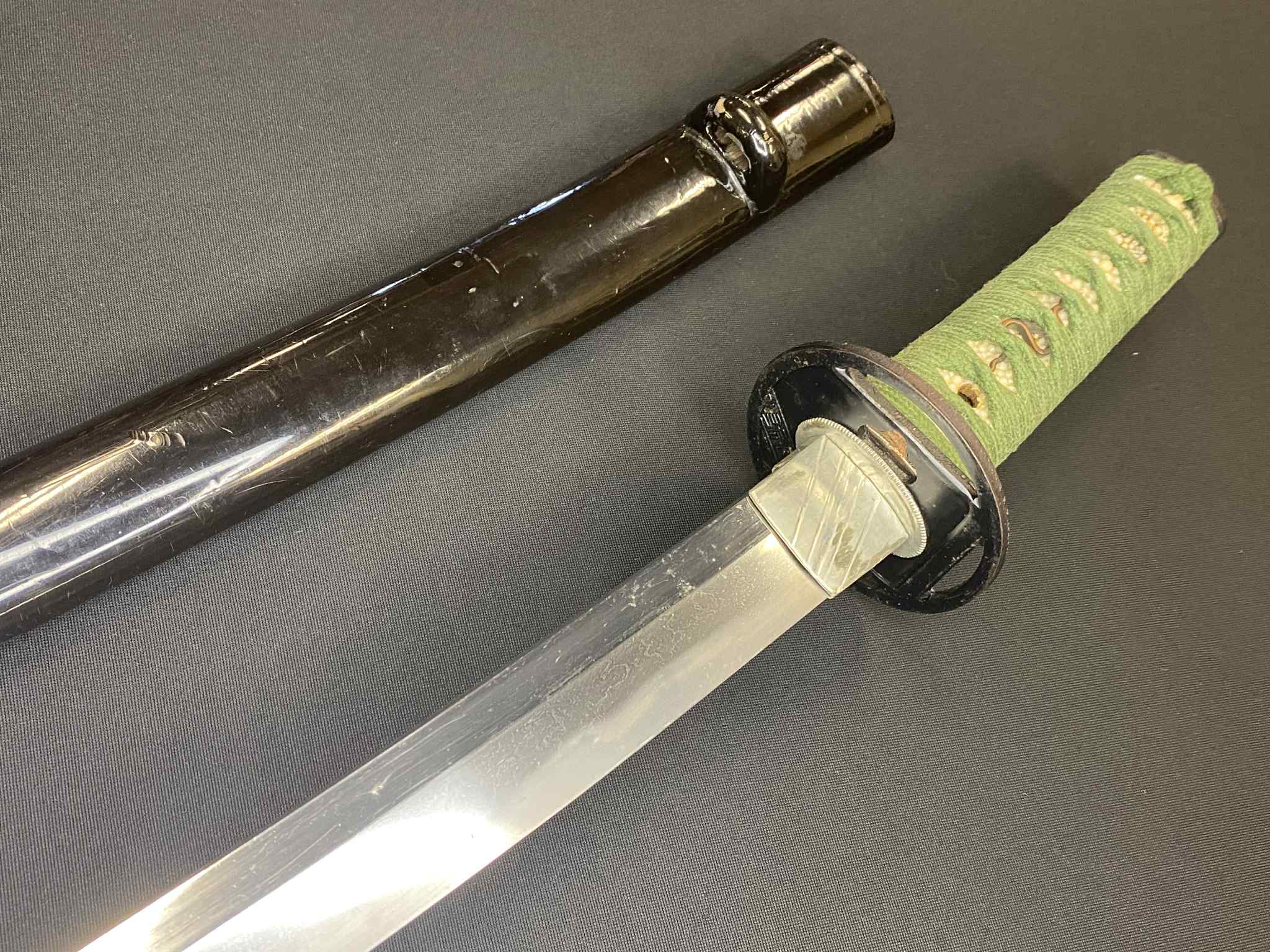 Antique Nihonto - Wakizashi in Koshirae - Edo Period, Mumei (Unverified)