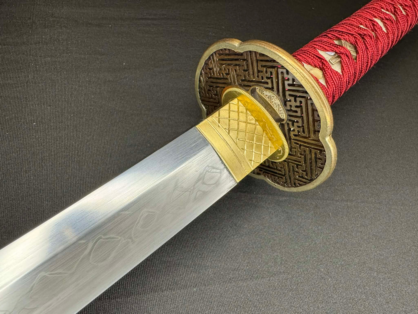 Moritaka Razor Prestige Katana - Crimson Oath T10