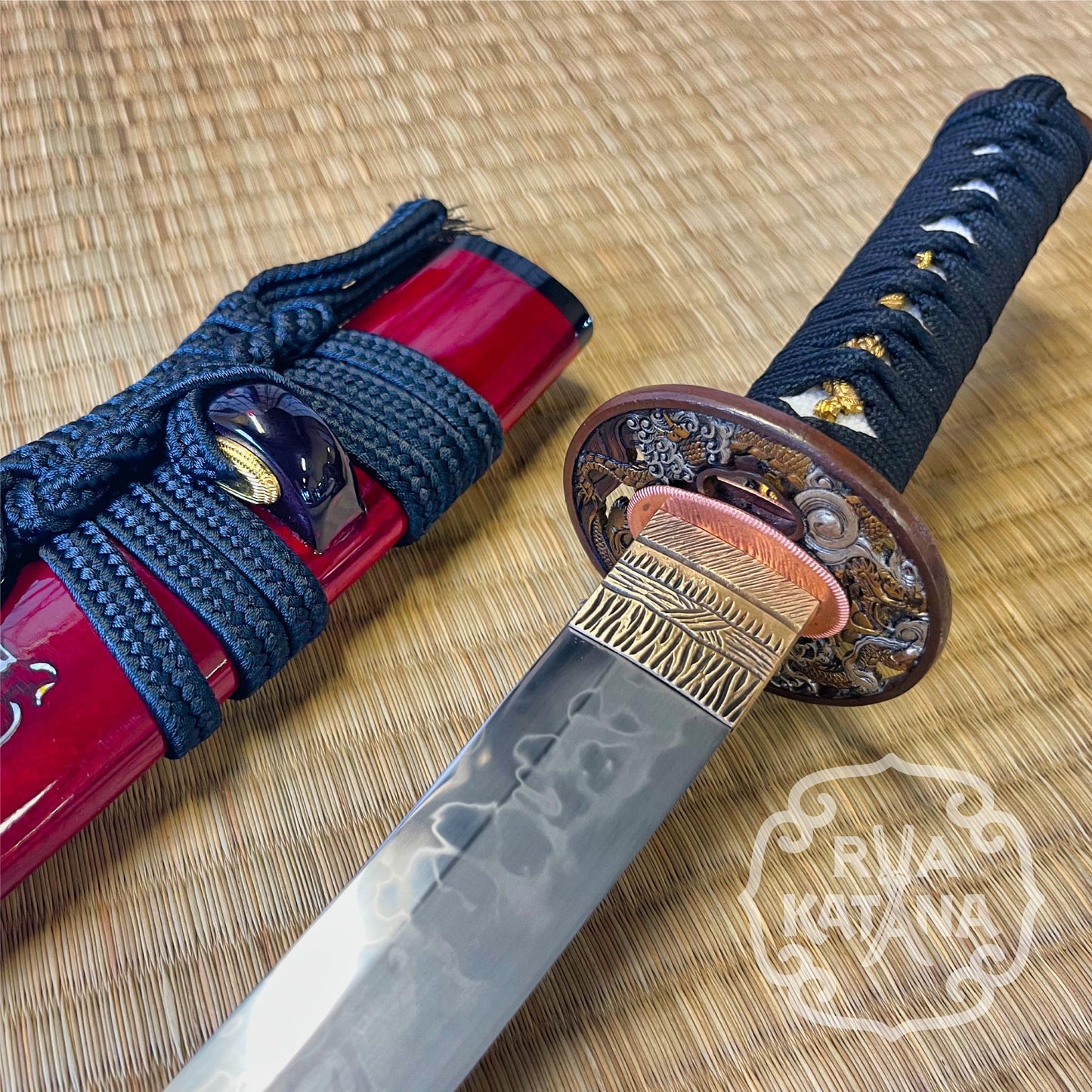 MADE TO ORDER Phoenix Armory Tanto - Red Dragon Hitatsura