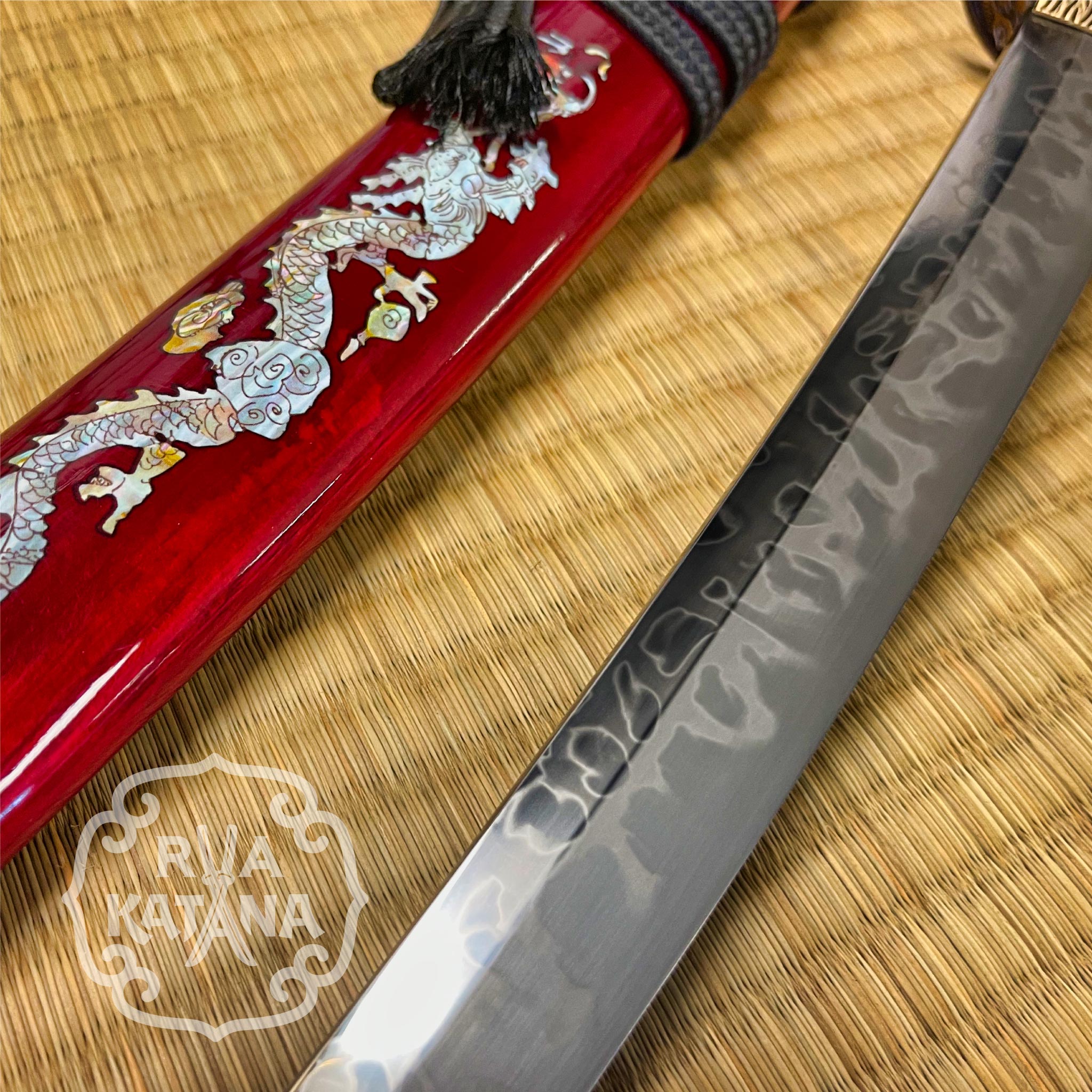 MADE TO ORDER Phoenix Armory Tanto - Red Dragon Hitatsura