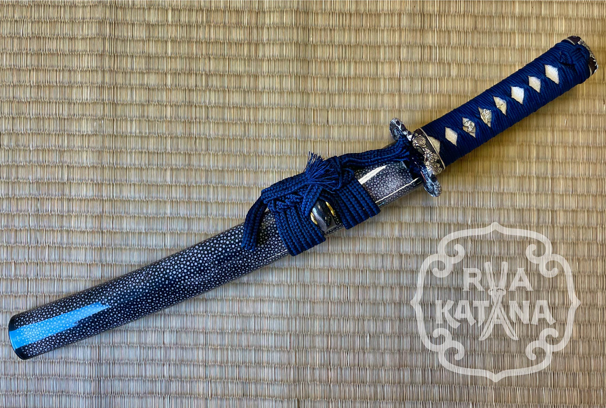 MADE TO ORDER Phoenix Armory Tanto - Blue Mokko