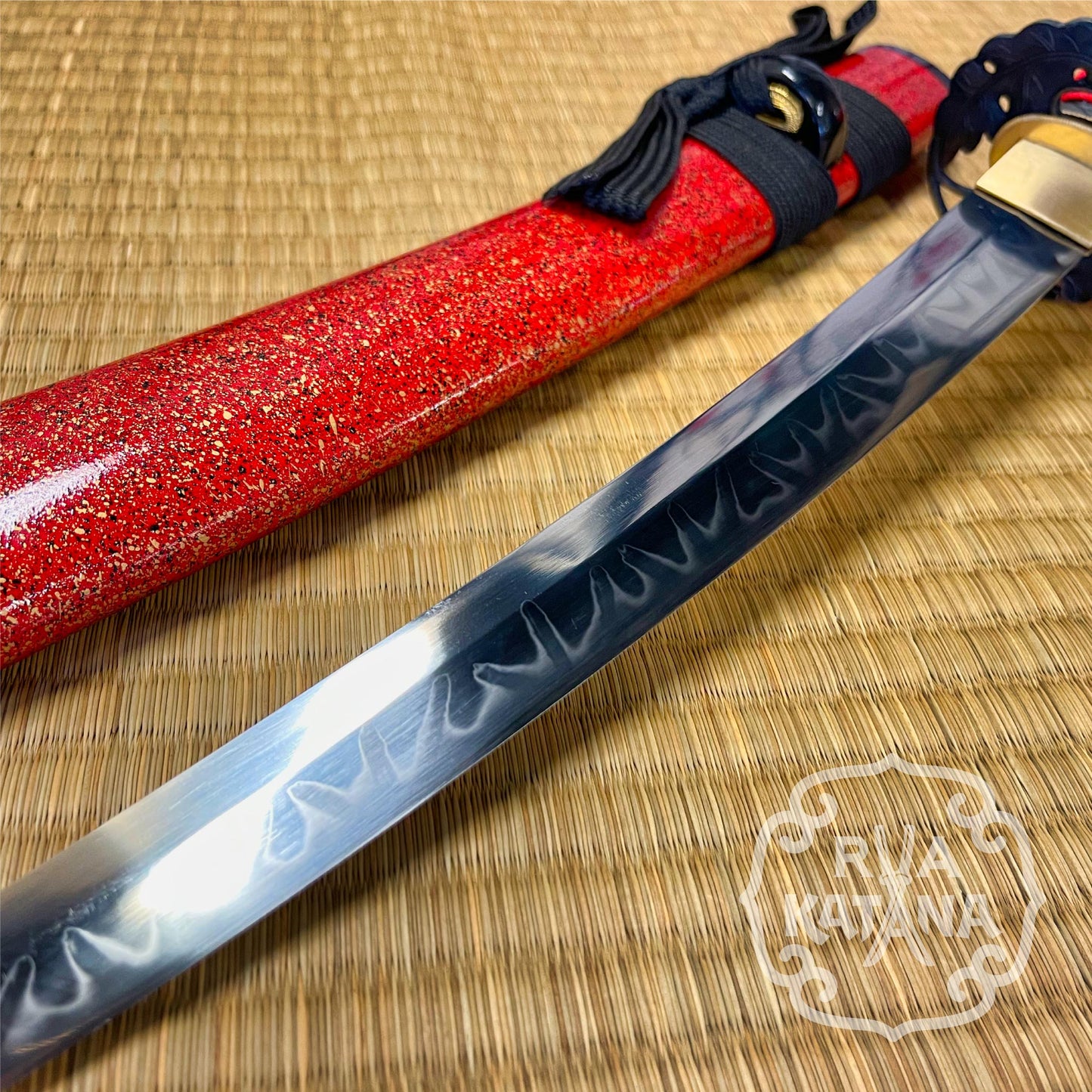 MADE TO ORDER Phoenix Tanto - Red Autumn Leaf