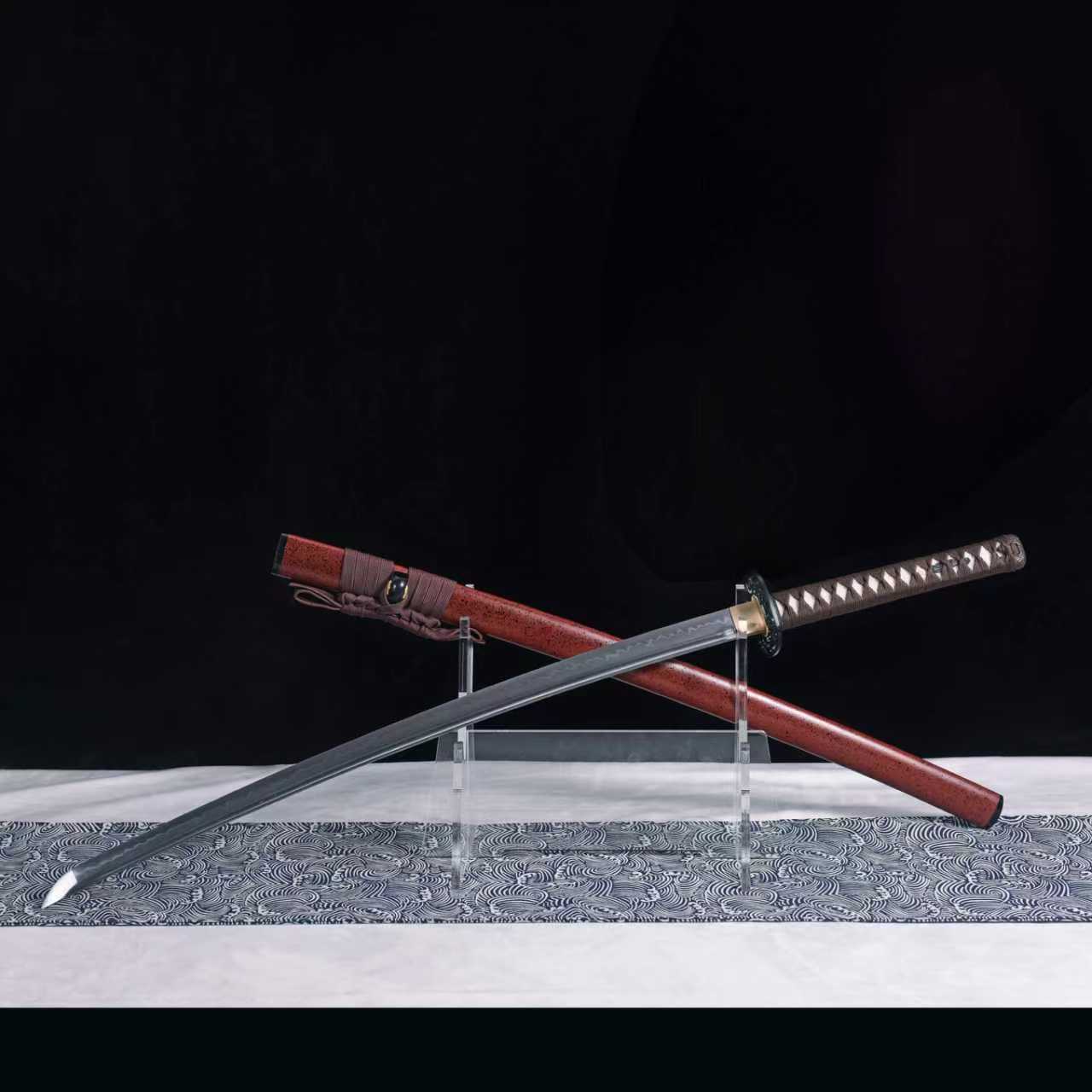 Dragonspring Forge Katana - Blood Thorn - T10 Clay Tempered