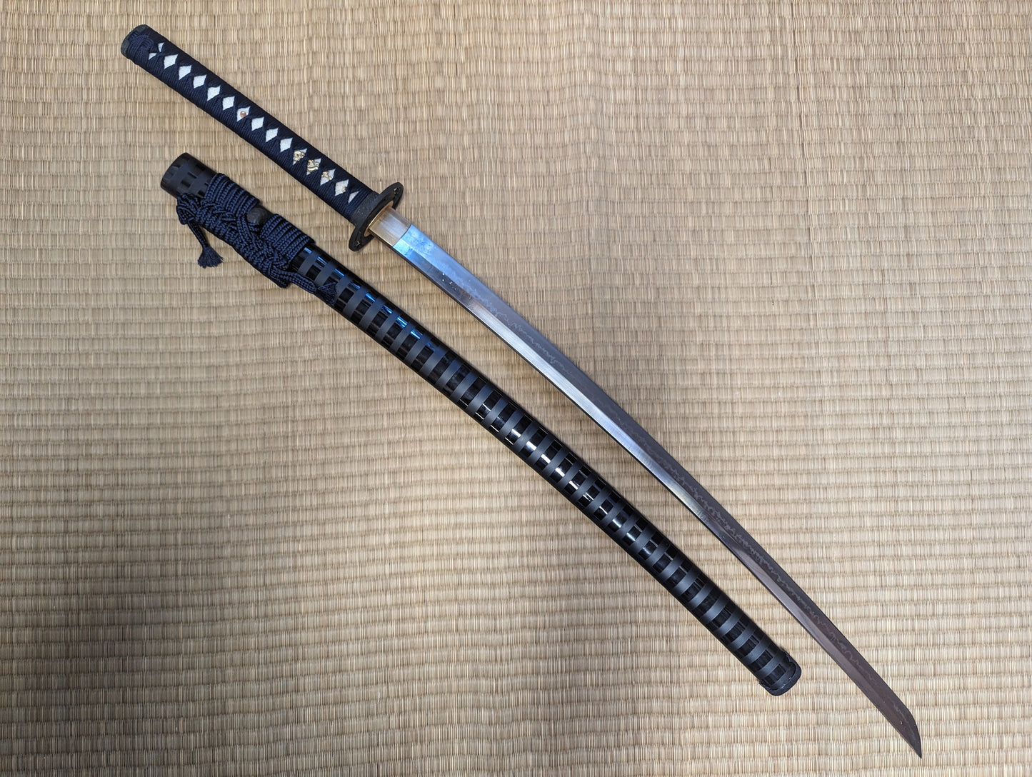 Moritaka Katana - Blue Wave - L6 clay tempered